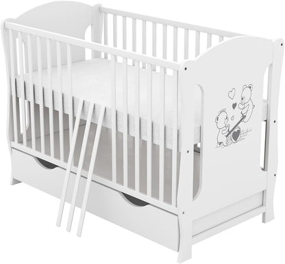 Baby Delux Babybett 120x60 cm Weiß mit Matratze & Schublade, umbaubar zum Juniorbett, Kiefernholz
