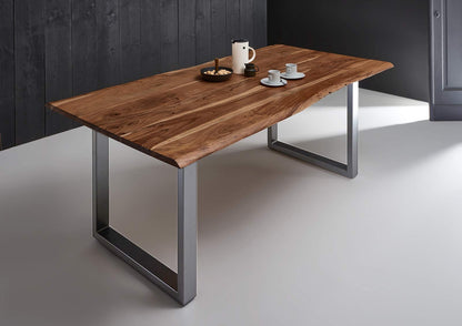 SAM Baumkantentisch Akazienholz Massiv Nussbaumfarben – Industrial Esstisch mit schwarzem U-Gestell – 140 x 80 cm, Nussbaumfarben / Schwarz